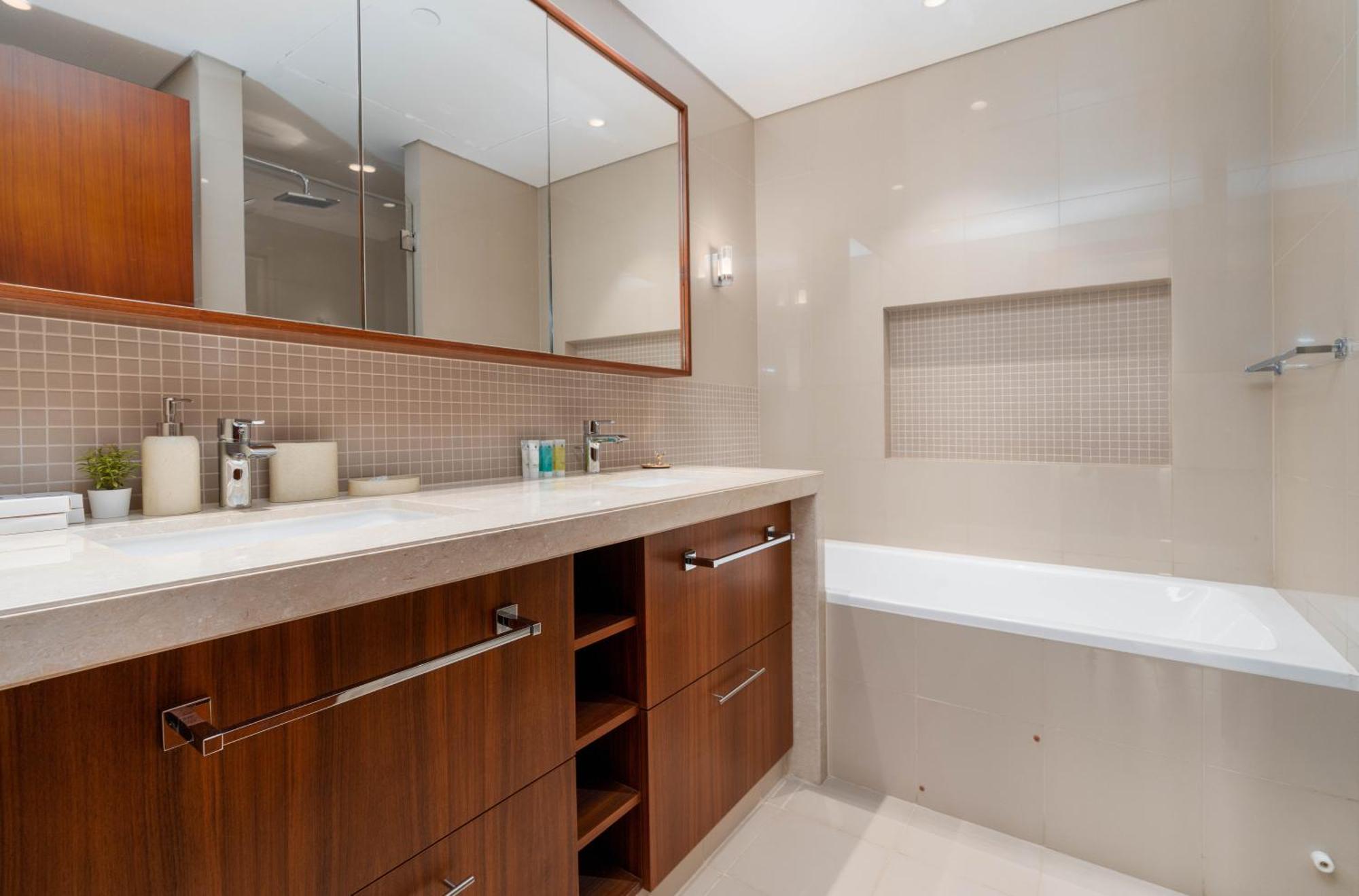Lux Apt-Burj View Opp. Dxb Mall Dubai Exterior photo