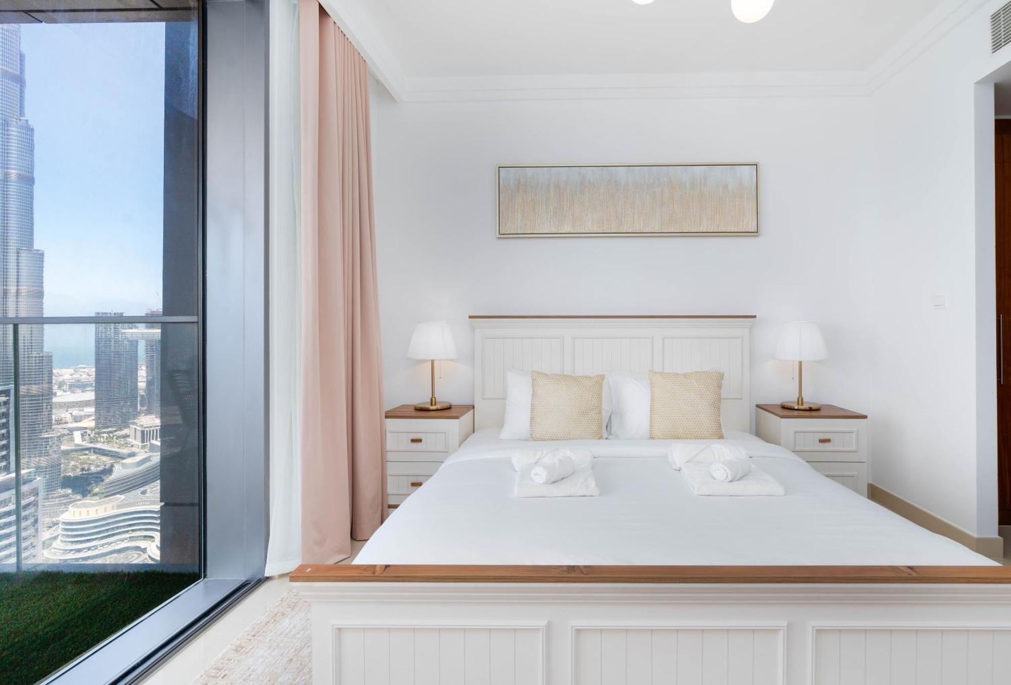 Lux Apt-Burj View Opp. Dxb Mall Dubai Exterior photo